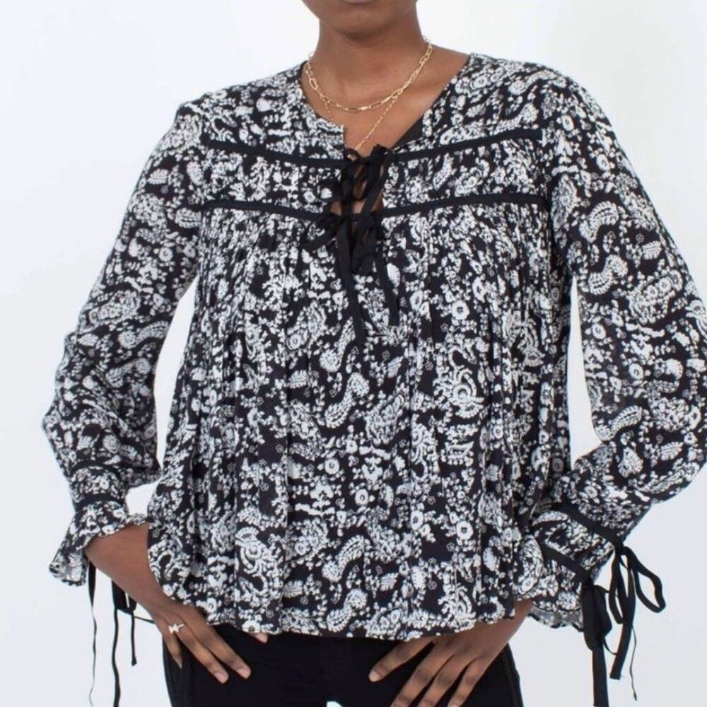 REBECCA MINKOFF
Floral blouse Women’s S